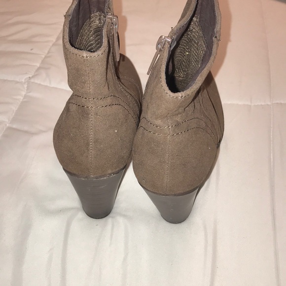 Brown Booties - Picture 4 of 6